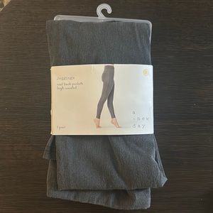 NWT - Womens a new day Gray Jeggings - Small
